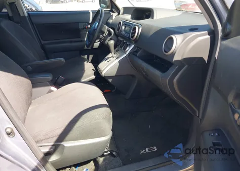 2010 Scion Xb z USA, uszkodzony, nr VIN JTLZE4FE8A1112435